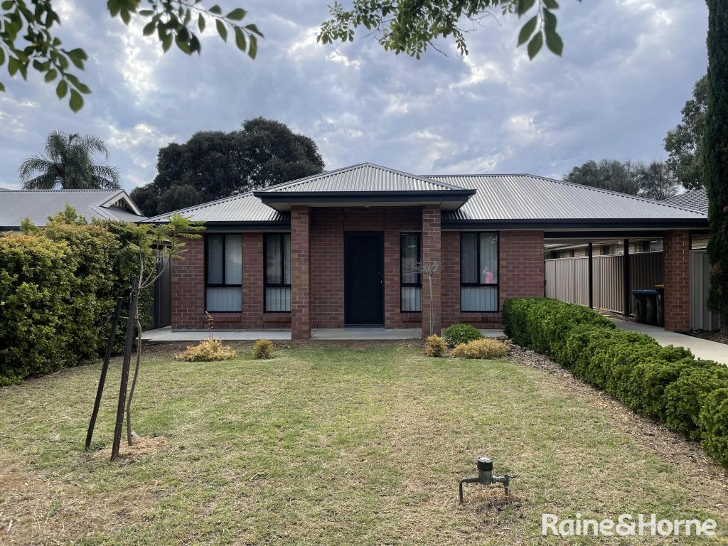 11 HENNIG ST, MURRAY BRIDGE, SA 5253