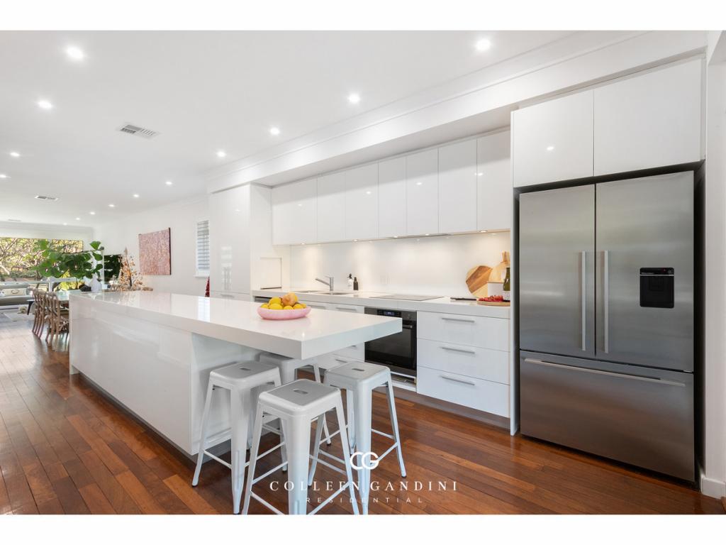 13 FIONN CT, ARDROSS, WA 6153