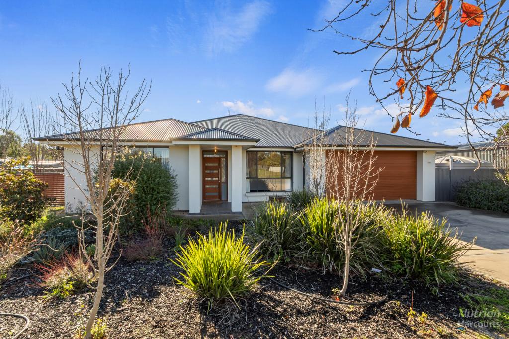 30 Henry St, Auburn, SA 5451