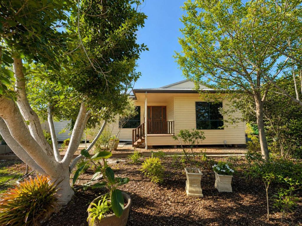 22 Winton St, Dalby, QLD 4405