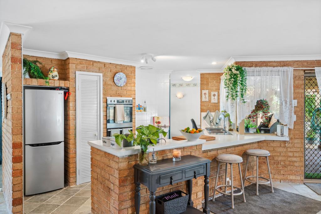 18 Durack Cres, Gosnells, WA 6110