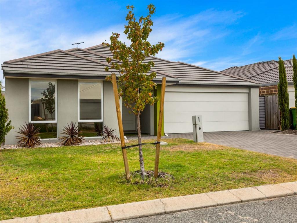 8 Moonstone Pkwy, Wellard, WA 6170