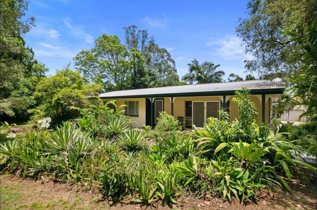 106 Noosa Rd, East Deep Creek, QLD 4570