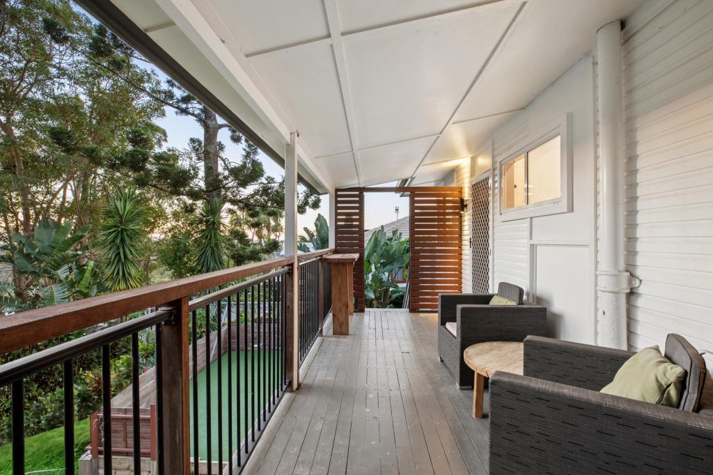 90 Centenary Heights Rd, Coolum Beach, QLD 4573