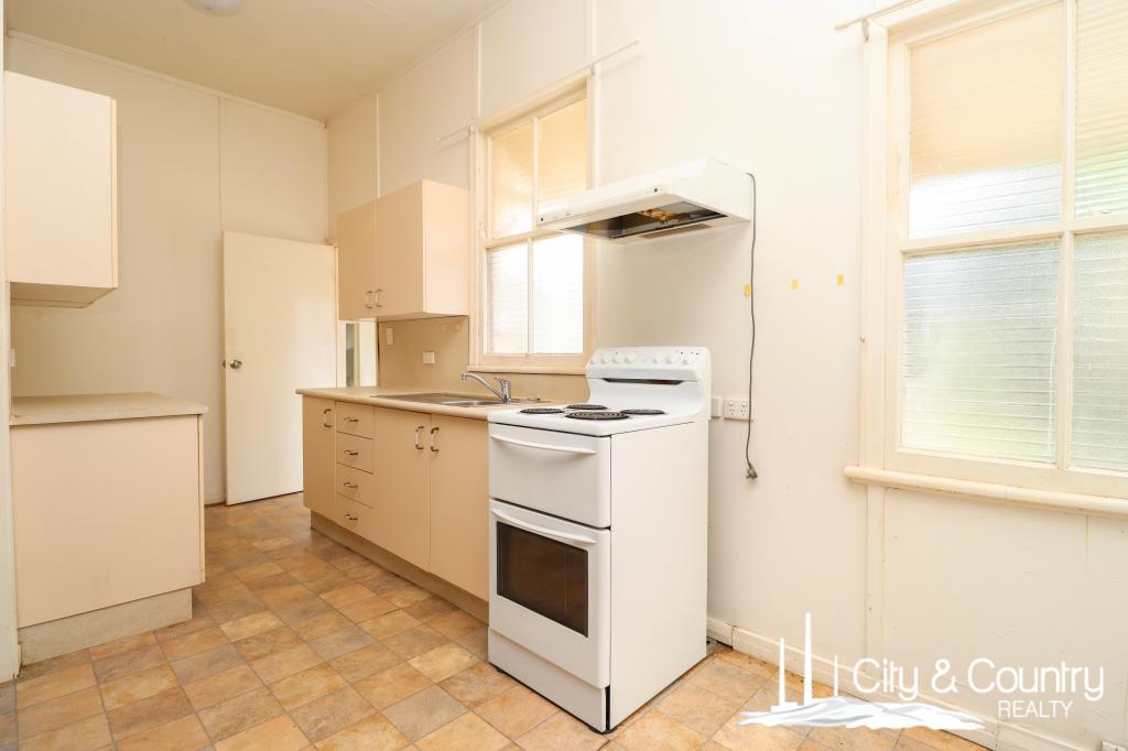 2 Davidson St, Miles End, QLD 4825