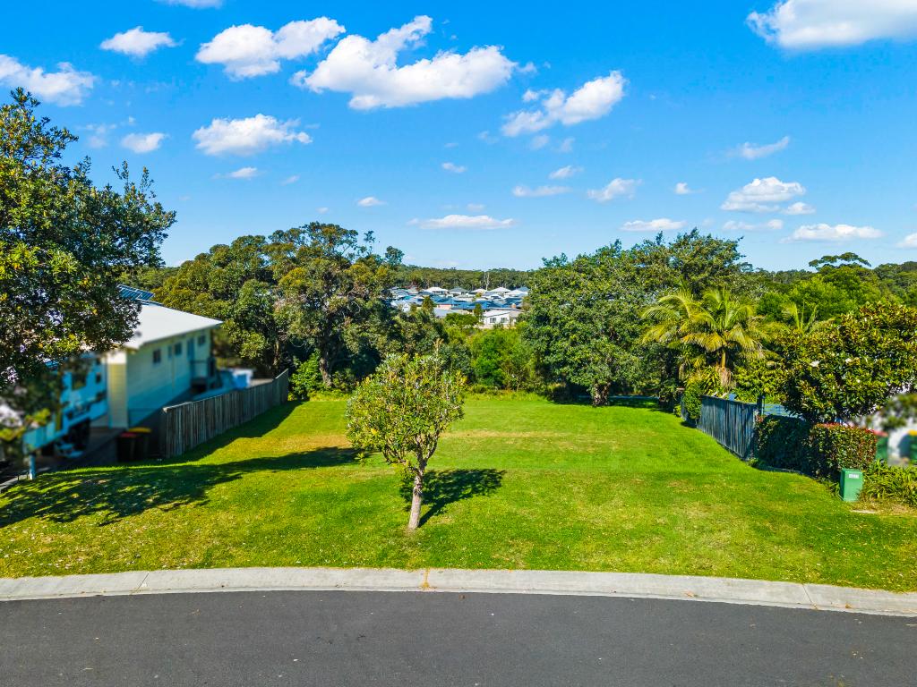 29 Bada Cres, Burrill Lake, NSW 2539