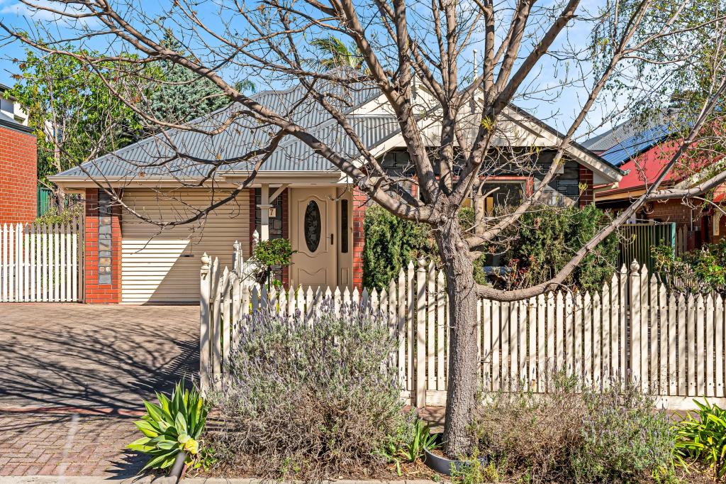 7 Lossie St, Kensington Park, SA 5068