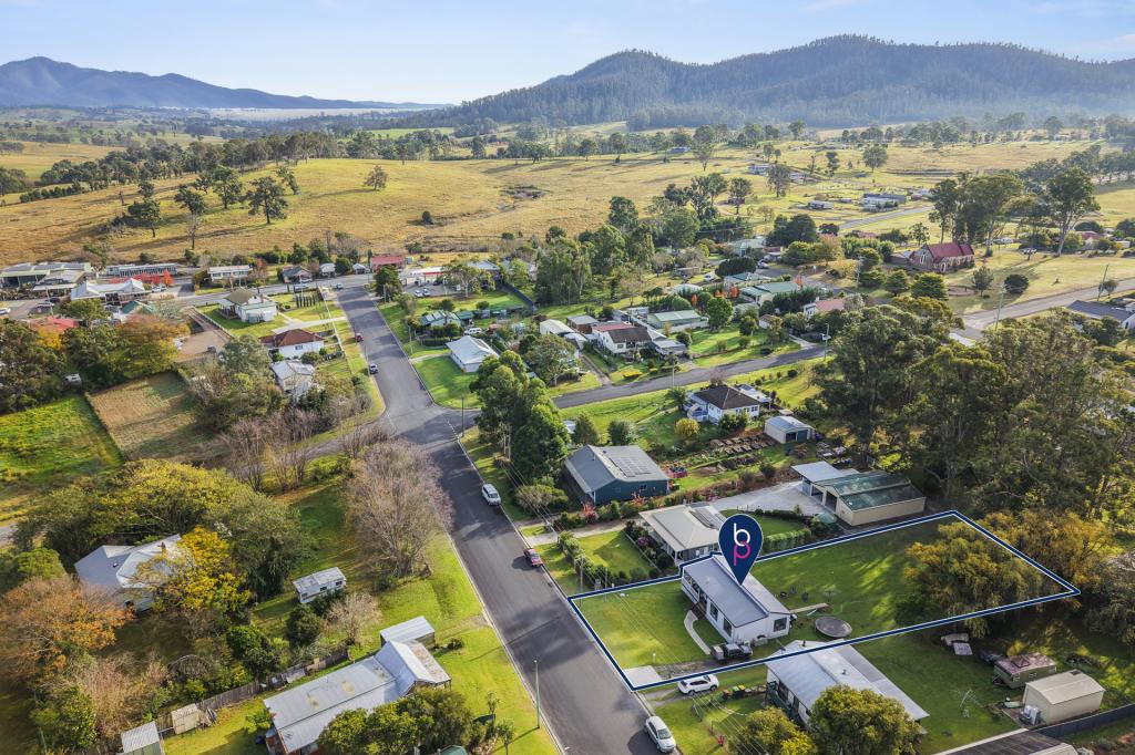 13 Tarlinton St, Cobargo, NSW 2550