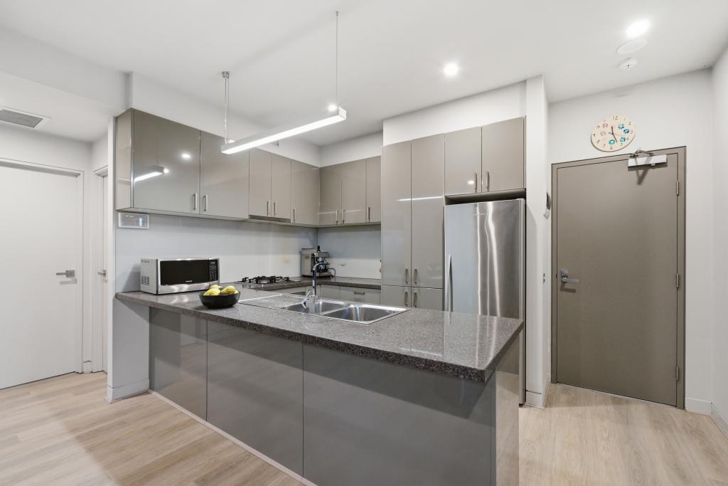 4/8 George St, Doncaster East, VIC 3109