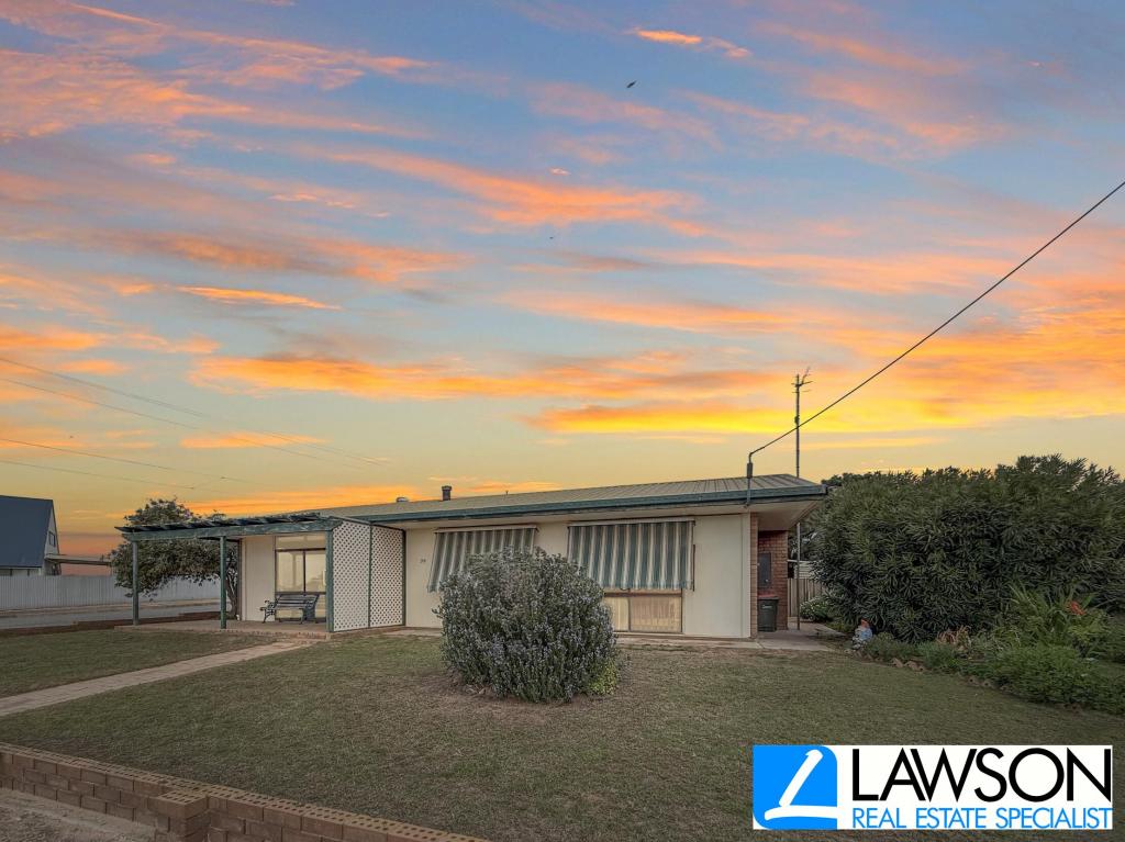 39 O'Loughlin Tce, Port Neill, SA 5604