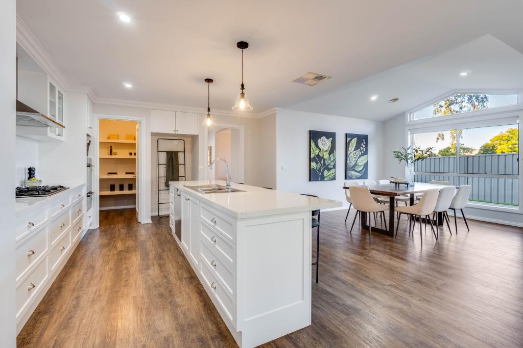 129 Whitebox Cct, Thurgoona, NSW 2640