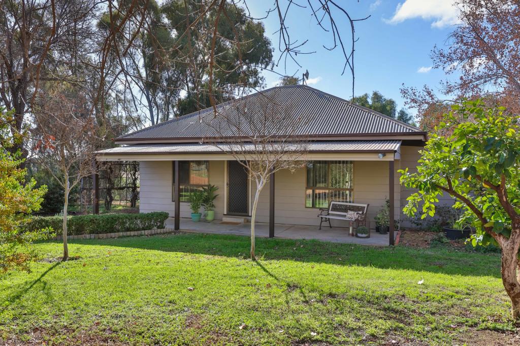 9212 Calder Hwy, Irymple, VIC 3498