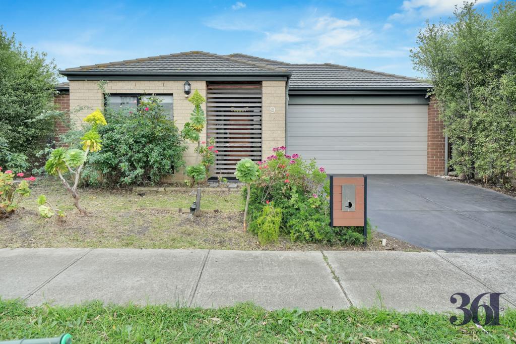 9 MONARO ST, TARNEIT, VIC 3029