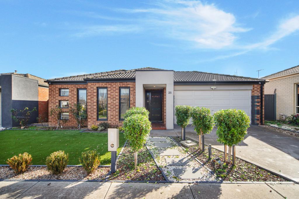 25 JONAH PDE, DEER PARK, VIC 3023
