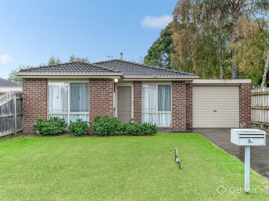 9 Daniel Dr, Langwarrin, VIC 3910