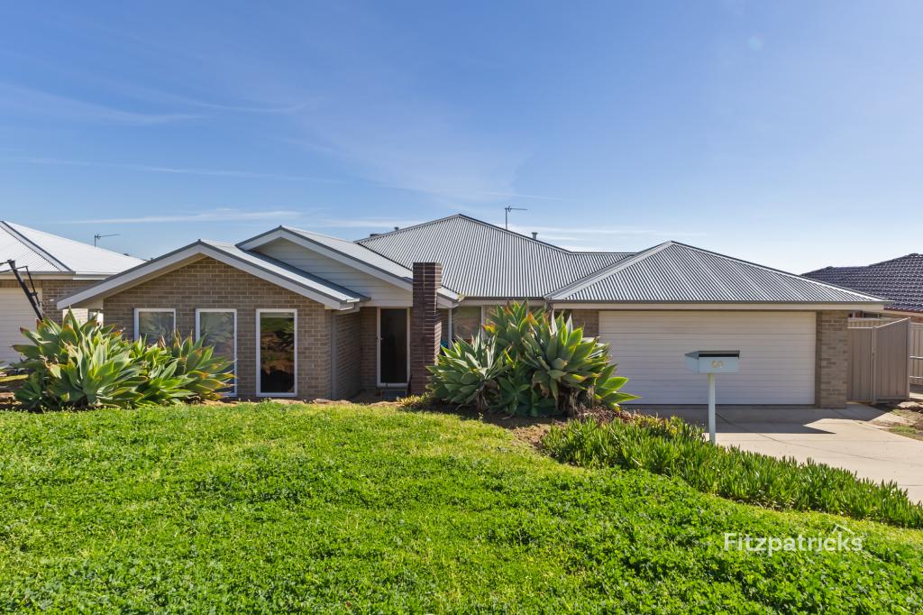 60 Kaloona Dr, Bourkelands, NSW 2650
