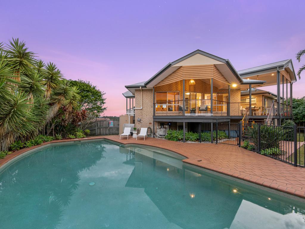 29 Barcoorah St, Westlake, QLD 4074