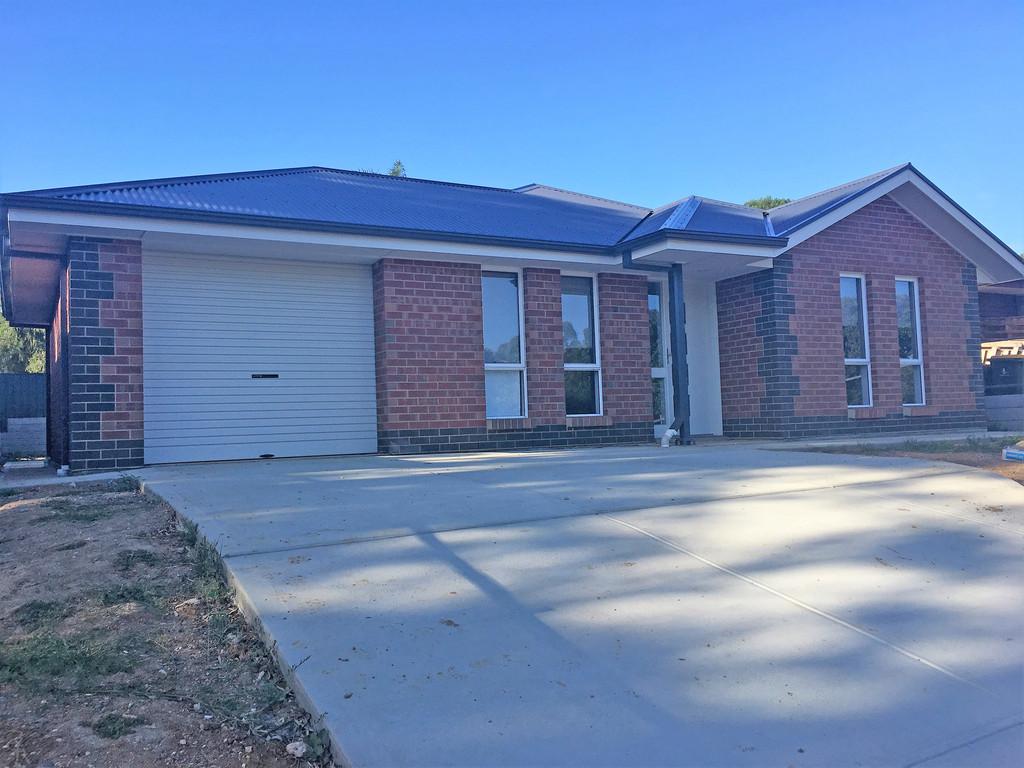 29b Eva St, Williamstown, SA 5351