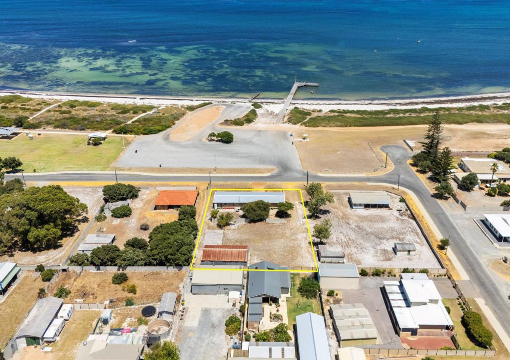 236 Ocean View Dr, Green Head, WA 6514