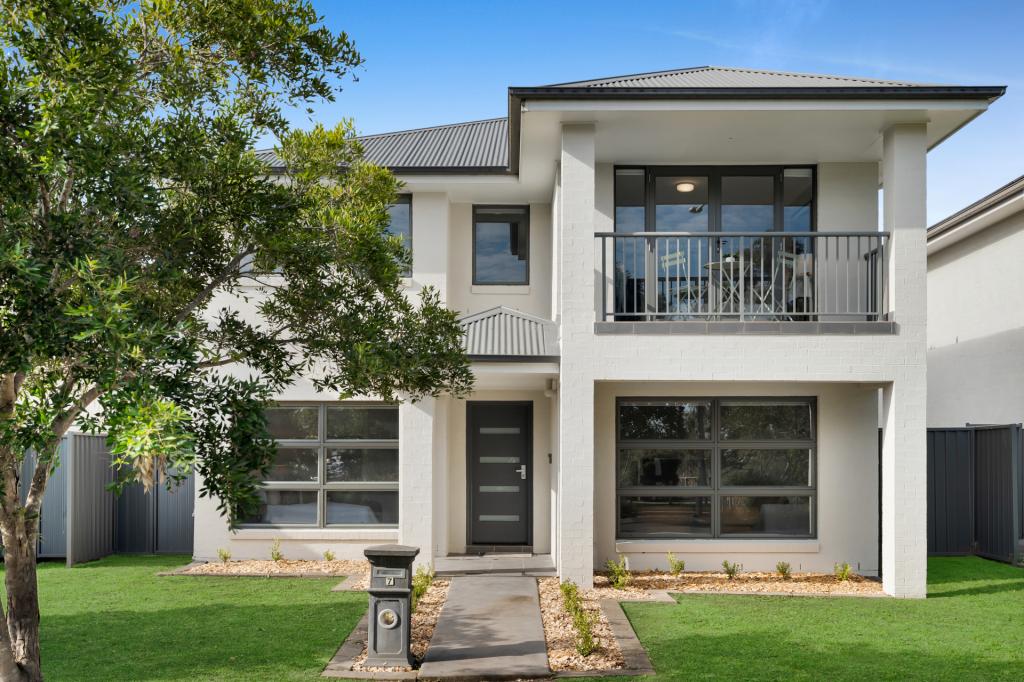 7 Donovan Bvd, Gregory Hills, NSW 2557