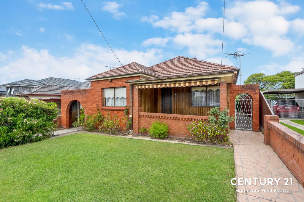 50 Juno Pde, Greenacre, NSW 2190