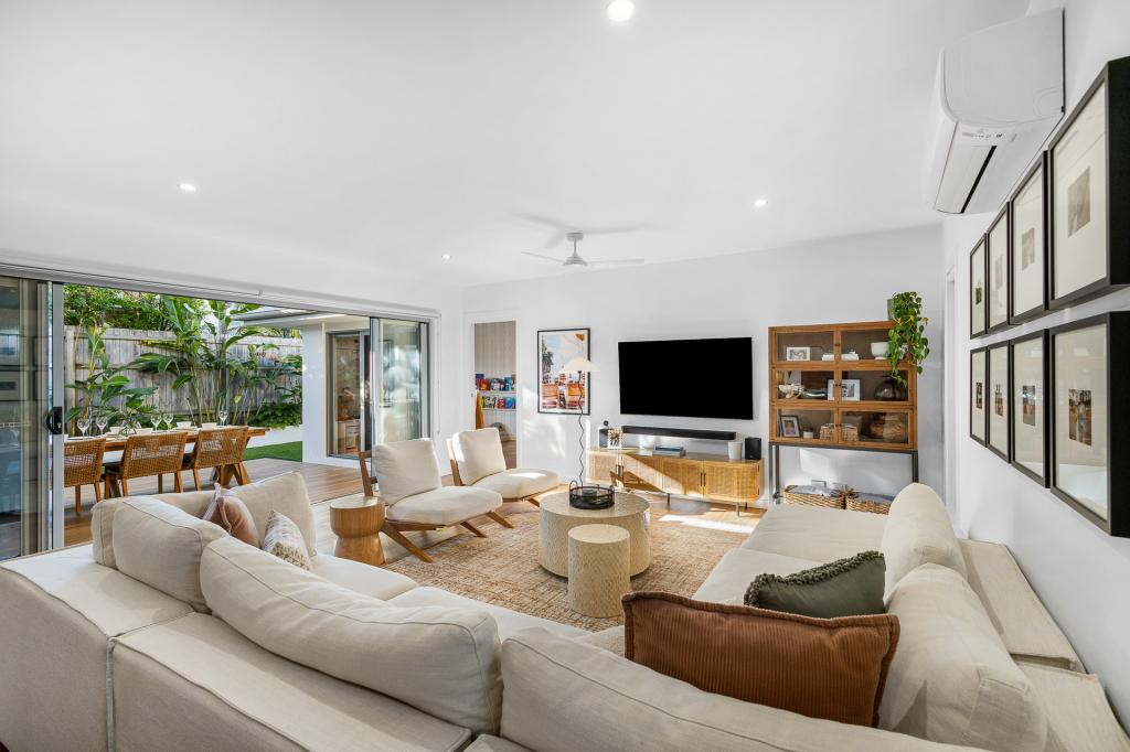 27 Doral Dr, Peregian Springs, QLD 4573
