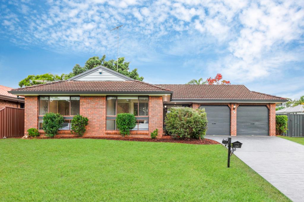 18 Arundel Park Dr, St Clair, NSW 2759