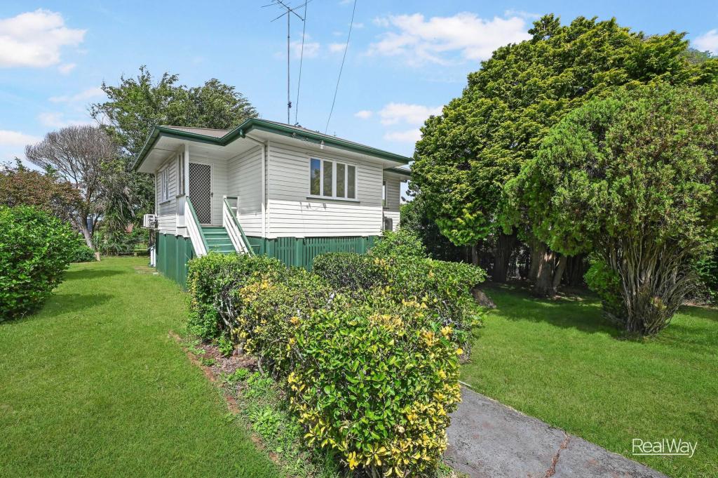 4 Murray St, North Toowoomba, QLD 4350