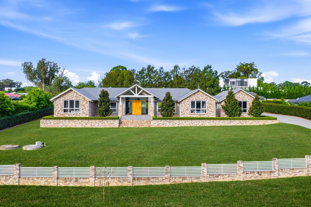 3 Stimpson Cres, Grasmere, NSW 2570