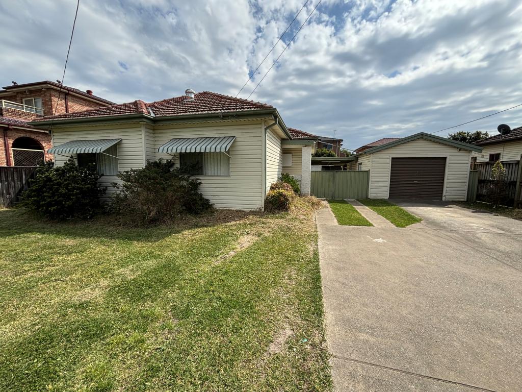 12 Windsor Rd, Merrylands, NSW 2160