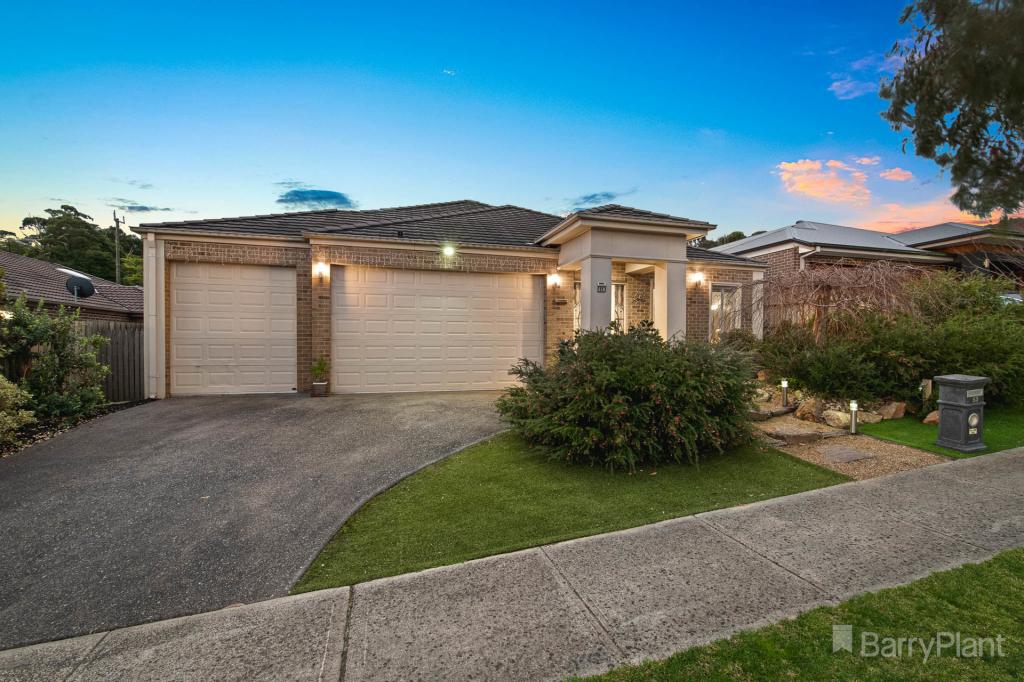 53 Cambridge Dr, Berwick, VIC 3806