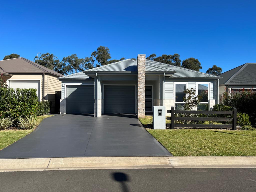 4 Nectarine Cres, Cobbitty, NSW 2570