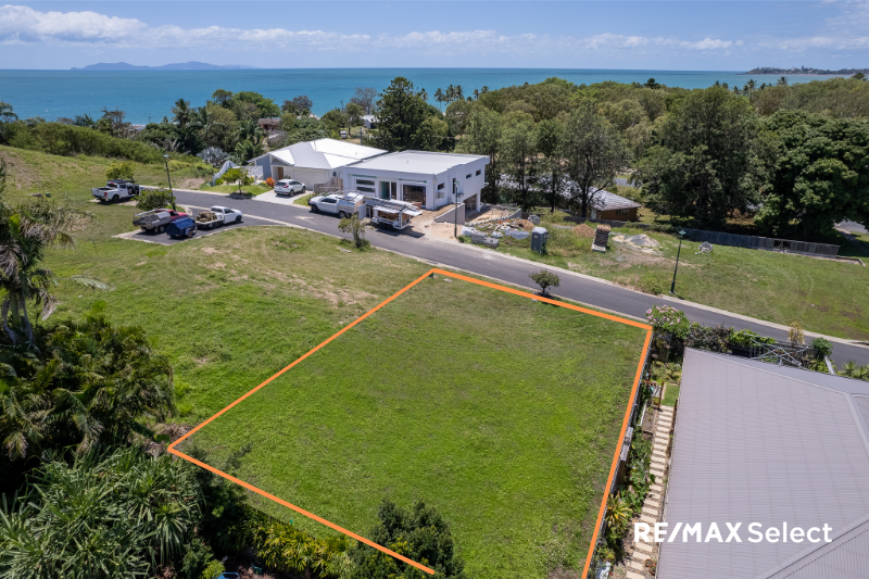 3 Stanton Pl, Blacks Beach, QLD 4740