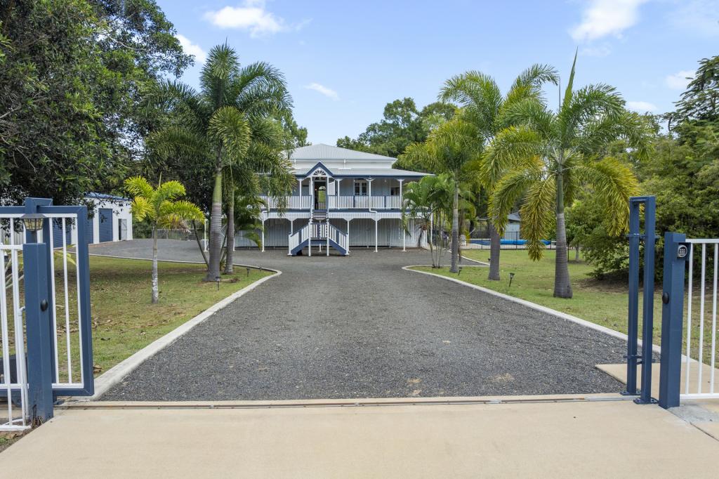 40 Kingfisher Cres, Moore Park Beach, QLD 4670