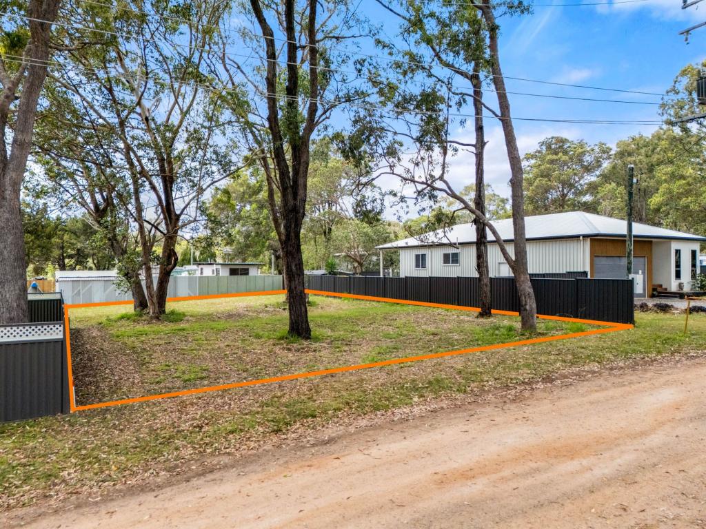 3 POOKANAH ST, RUSSELL ISLAND, QLD 4184