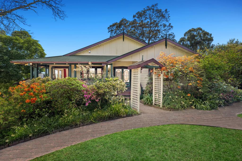 24 The Avenue, Ferntree Gully, VIC 3156