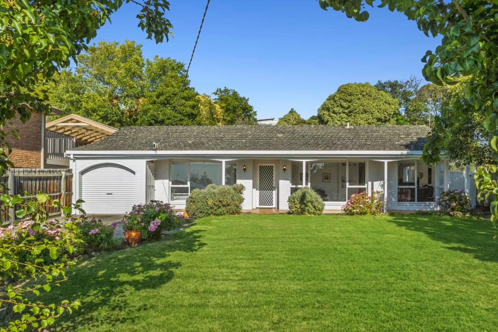 28 Linton Lane, Highton, VIC 3216