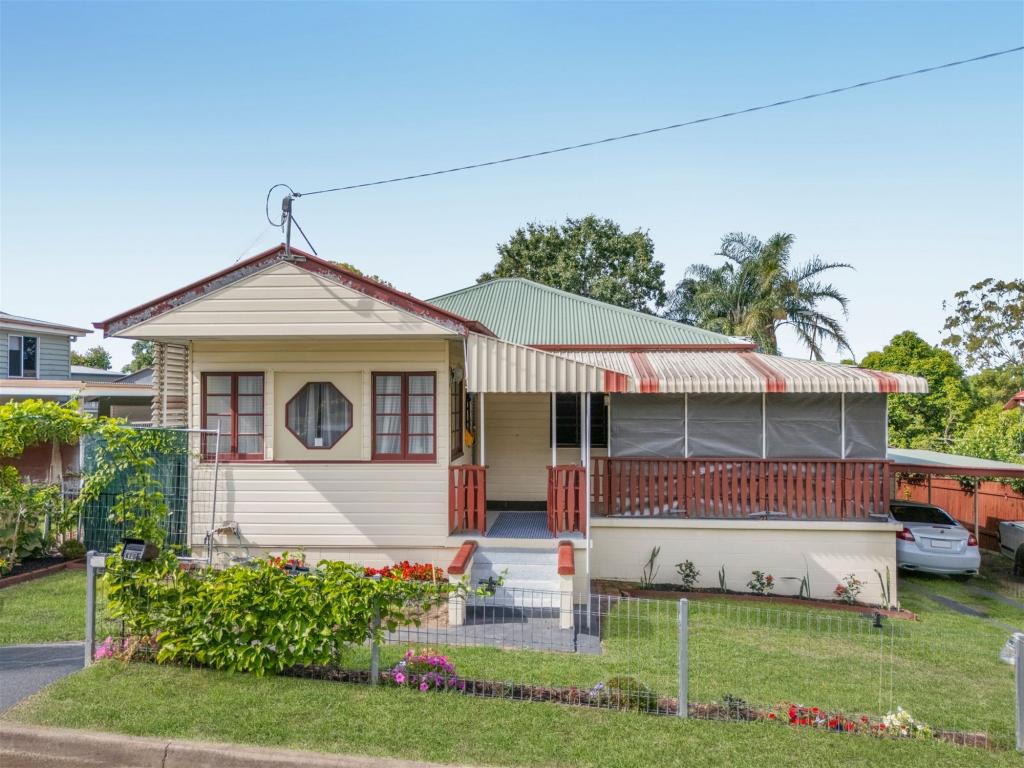 12 Galah St, Churchill, QLD 4305