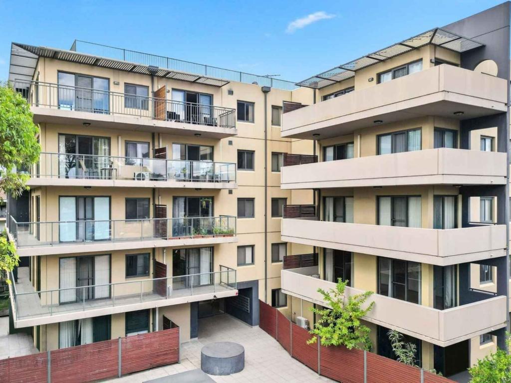 G04/1 Griffiths St, Blacktown, NSW 2148