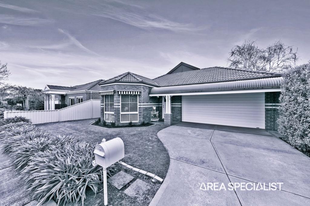 8 Flinders Ch, Pakenham, VIC 3810