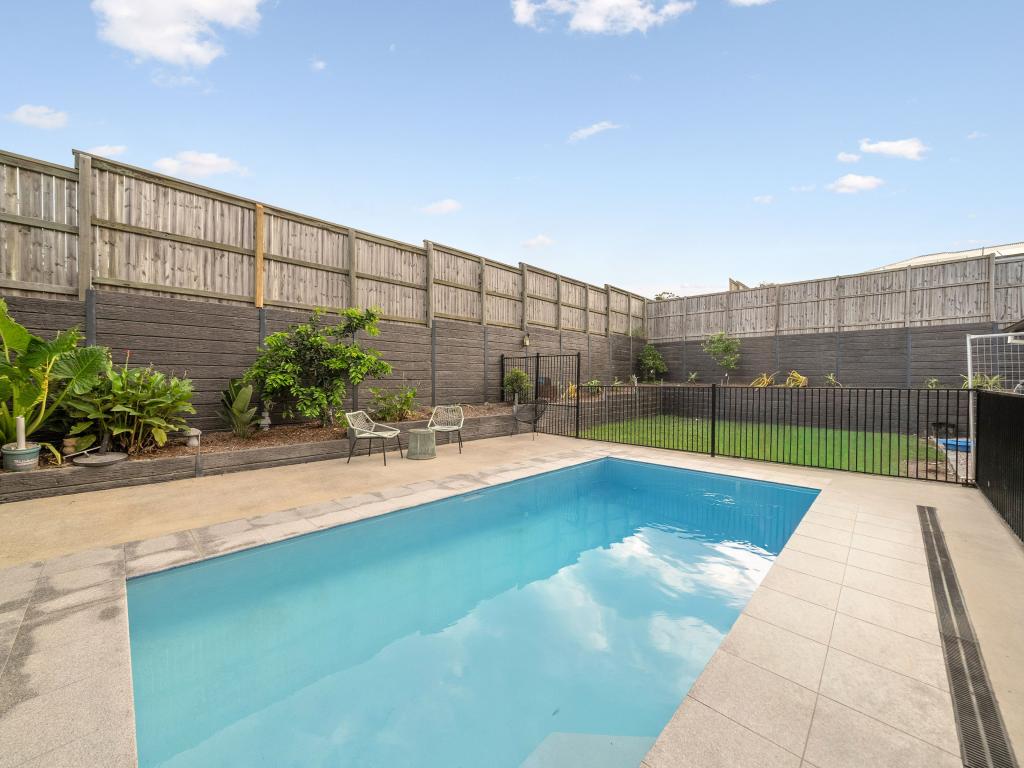 10 BUSH TUCKER DR, NARANGBA, QLD 4504