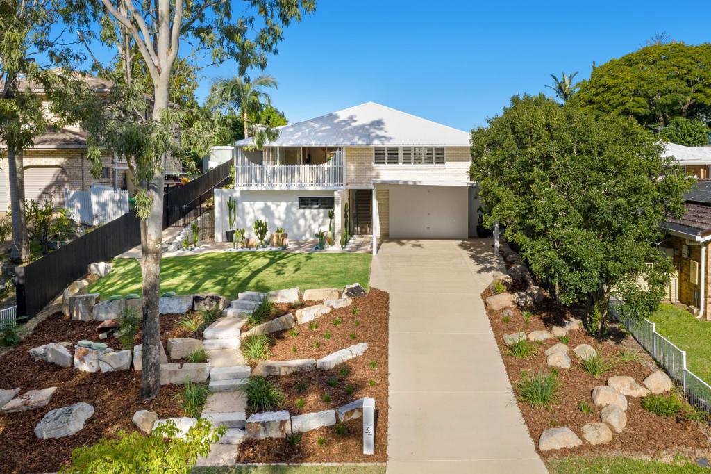34 Balmerino Dr, Carina, QLD 4152