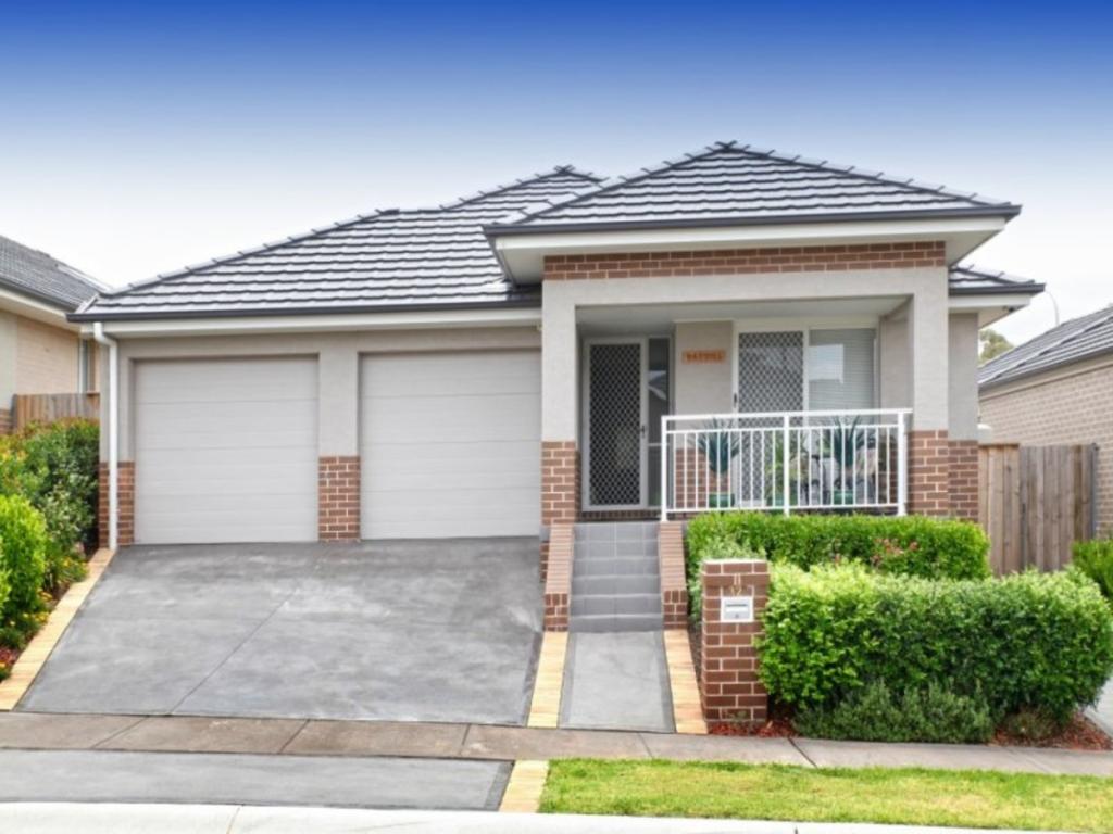 32 Santana Rd, Campbelltown, NSW 2560