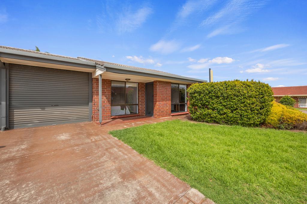 10/2 Woodcock Pl, Morphett Vale, SA 5162