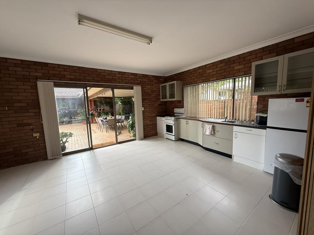 76 Midson Rd, Eastwood, NSW 2122