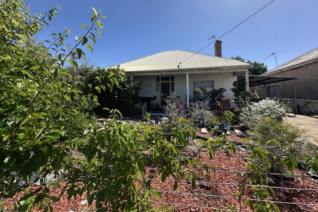 75 Beaufort St, Katanning, WA 6317