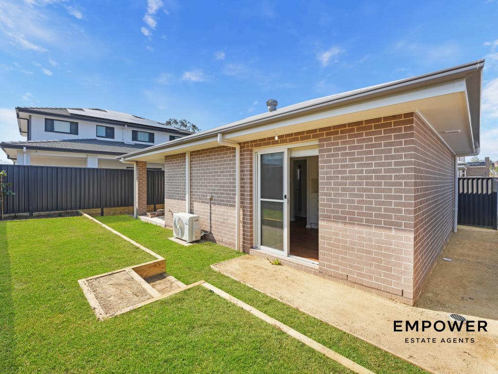 37a Abrahams St, Claymore, NSW 2559