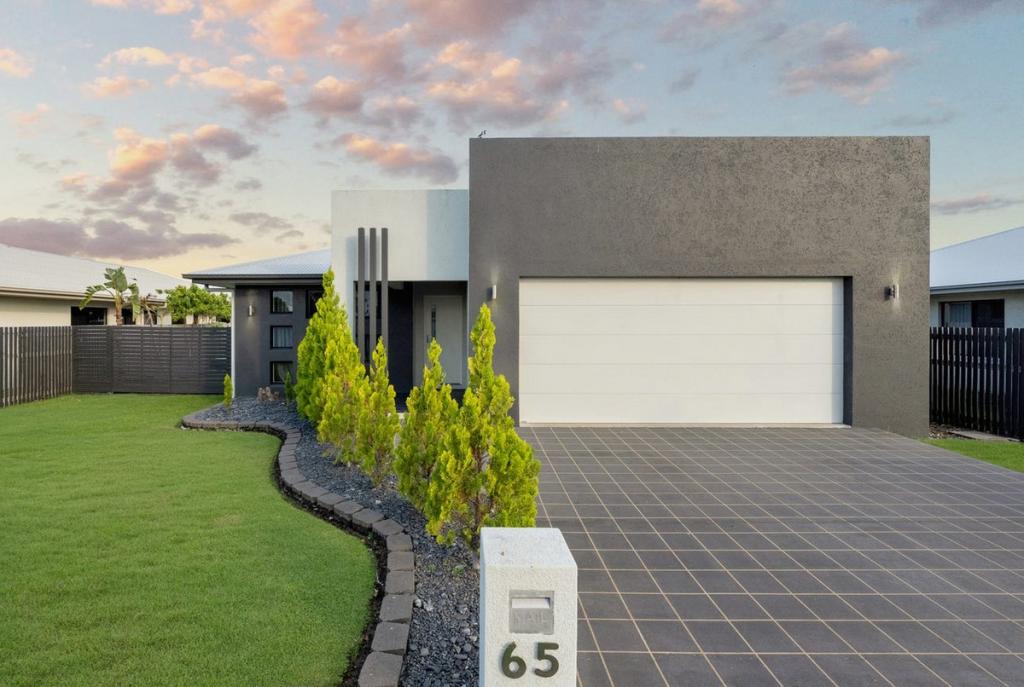 65 Daydream Cct, Burdell, QLD 4818