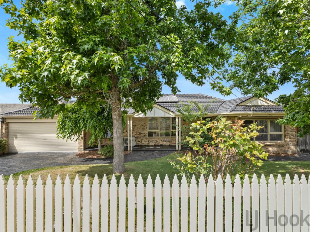 16 Yarran Gr, Bayswater, VIC 3153