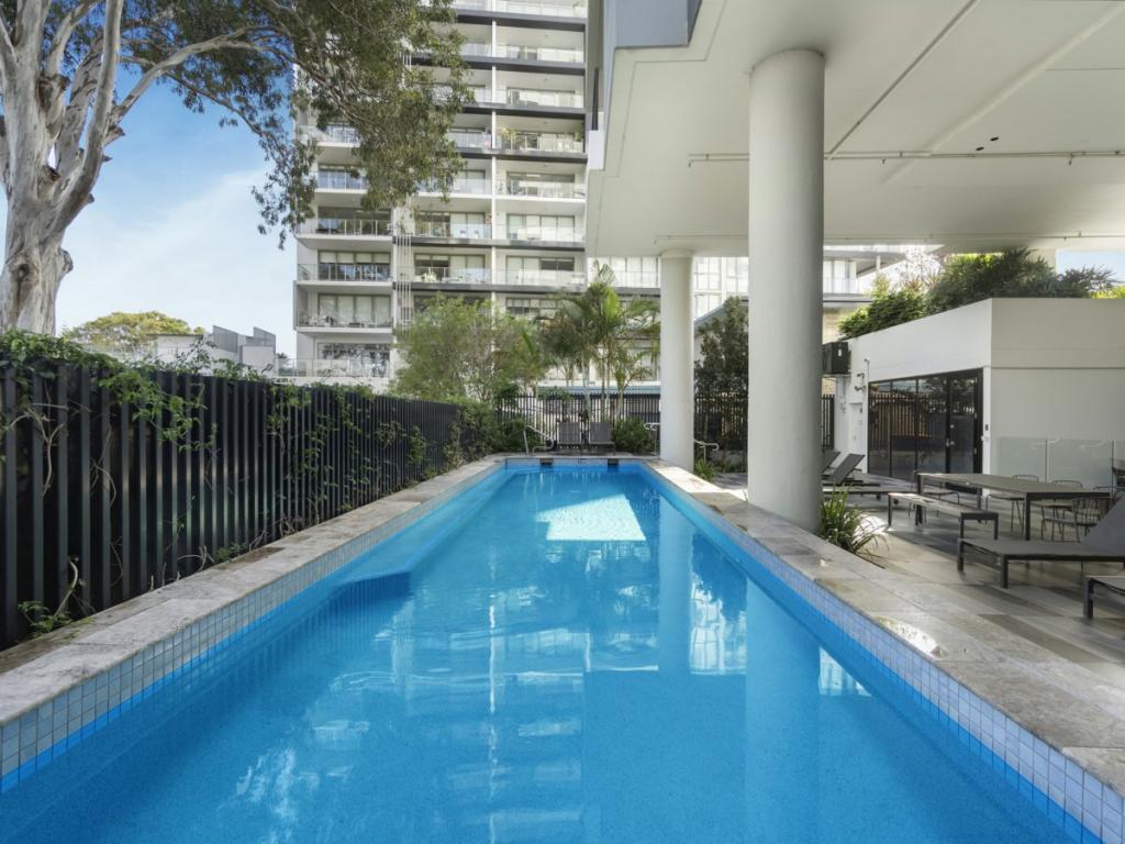 505/372-374 Marine Pde, Labrador, QLD 4215